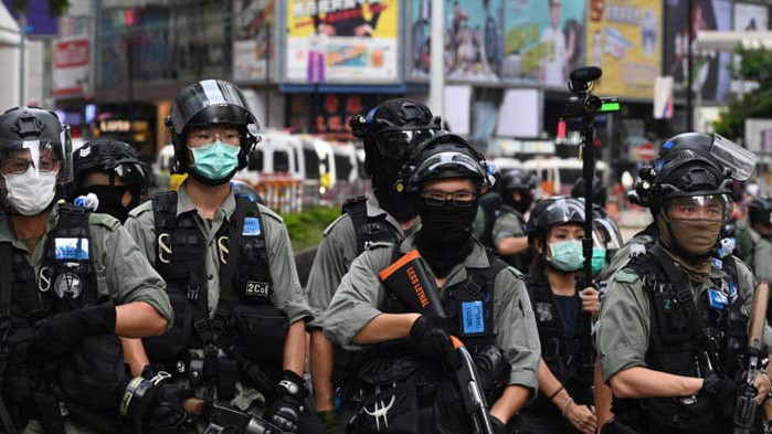 180 задържани на протести в Хонконг